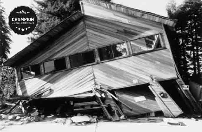 Collapse of a House Over the Garage Caused by Narrow Walls