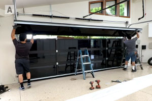 Emergency garage door repair in Newport Beach CA