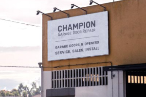Champion Garage Door Repair in Orange County